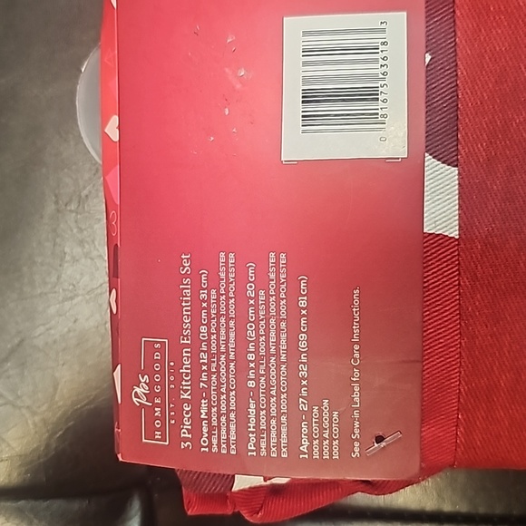 PBS Homegoods heart/love patterned 3 piece kitchen essentials set - Picture 4 of 5